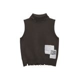 DAMAGE SLEEVELESS TURTLE NECK KNIT TOP IN BROWN