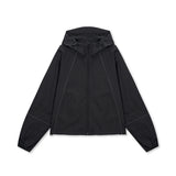 CROPPED BACK LOGO HOODY WIND BREAKER IN BLACK