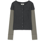 FADED COLOR BLOCK LAYERED BUTTON TOP IN CHARCOAL
