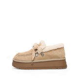 LACED SHEARLING LOAFER IN BEIGE